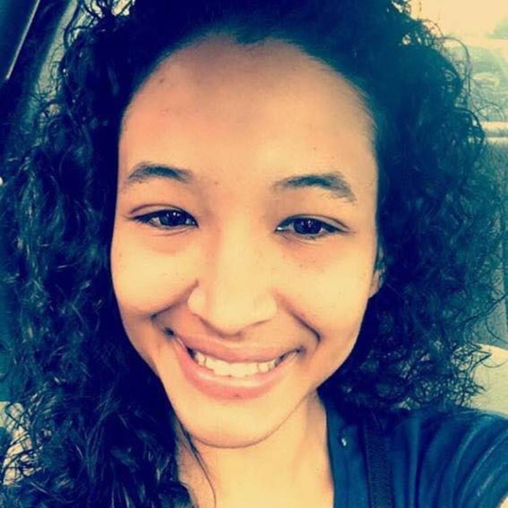 Meet your Posher, Kiana